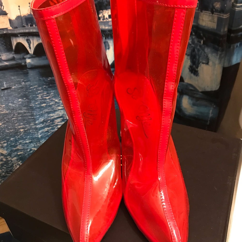 Red, Zip bootie.